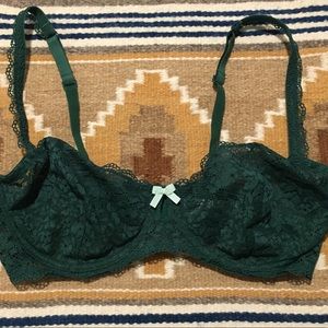 LACE UNDERWIRE BRA 34D